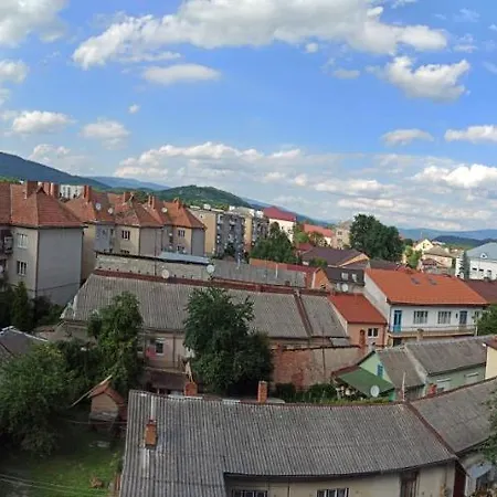 Beautiful Mountain View Apartment Mukacheve